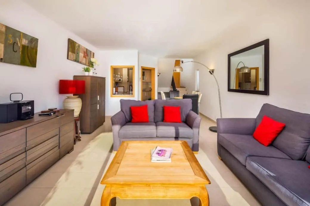 Townhouse Flores Faro 0*,